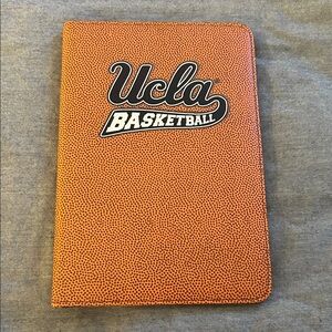 UCLA Basketball🏀Grain Small Notebook Portfolio / Gently Used / In Good Condition